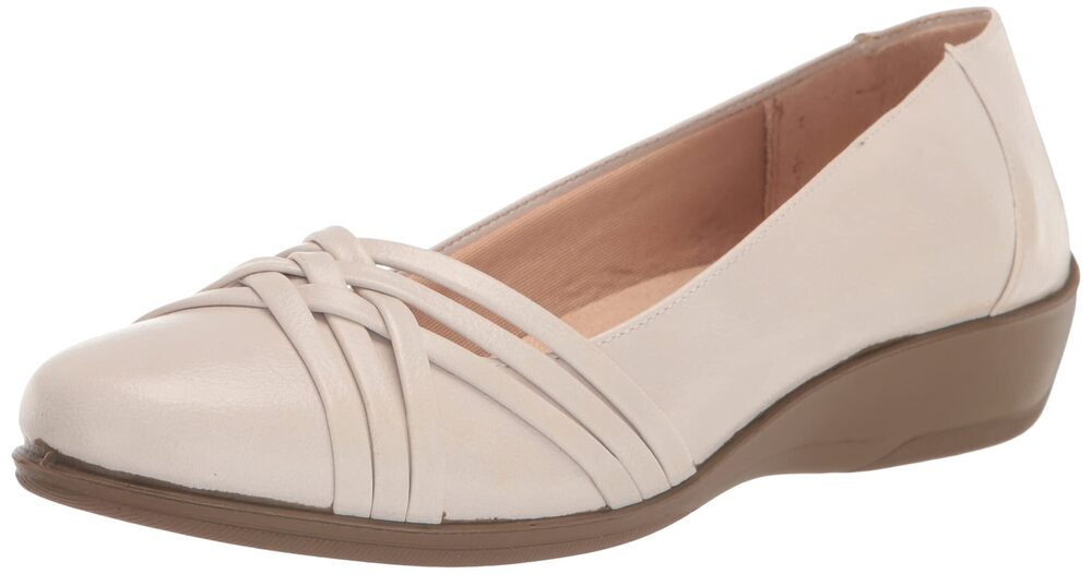 LIFESTRIDE WOMENS INCREDIBLE BALLET FLAT, BONE, 7.5 US
